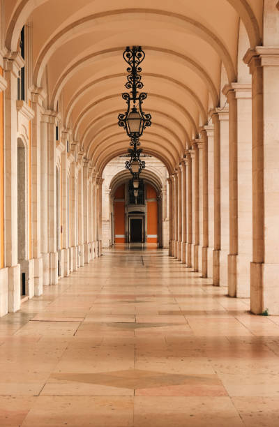istock Covered walkway at the Praca Do Comercio, Lisbon, Portugal 1983010200