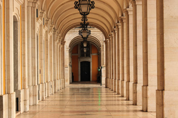 istock Covered walkway at the Praca Do Comercio, Lisbon, Portugal 1983015981