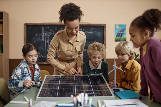 istock Diverse Group of Children Learning About Renewable Energy 1983165478