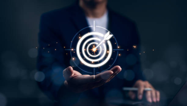 Business growth and marketing target concepts. Businessman hands show goals and target for growing business. Goal objective strategy plan action, Target success, Achievement company, Startup business, crecimiento del negocio y conceptos de objetivos de marketing. las manos de los hombres de negocios muestran los objetivos y el objetivo para el crecimiento del negocio. objetivo objetivo estrategia plan de acción, objetivo de éxito, empresa de logros, e