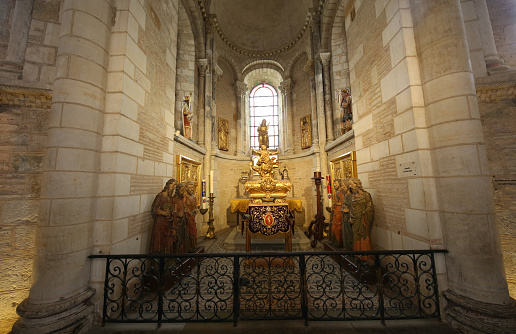 This photo was taken in The Basilica of Saint-Sernin, Toulouse, France