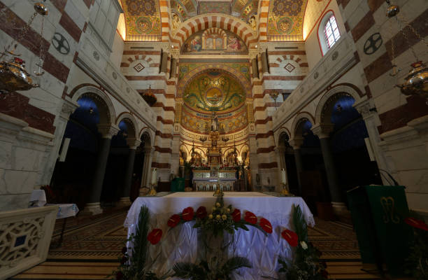 istock Notre-Dame de la Garde 1983687860