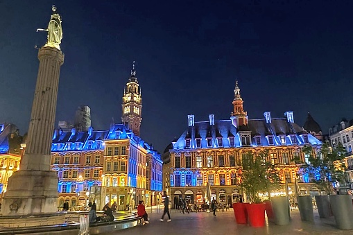 Grand′ Place (central square) of Lille and Column of the Goddess by night, Lille (France)