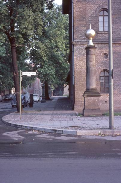 istock The mile column on Spandauer Damm in Berlin 1985016034