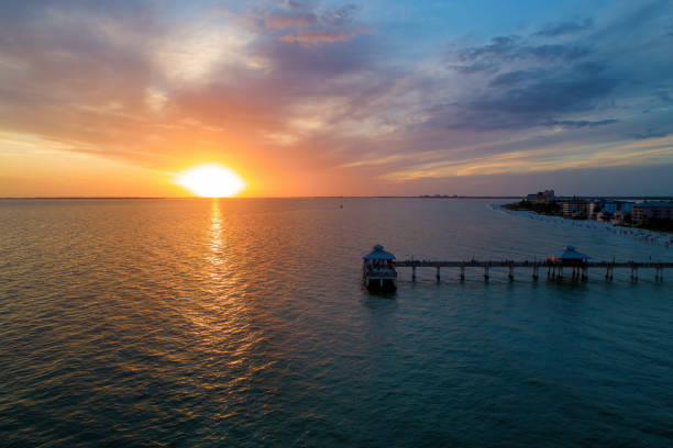 istock Fort Myers Beach Pier at Sunset Cropped 1985410713