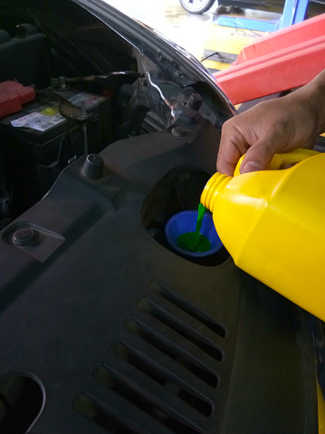 Picture of radiator coolant refill