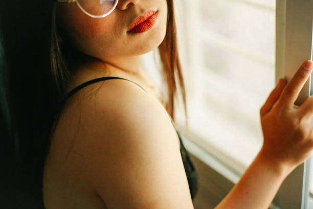 istock sexy chinese woman 1986765240