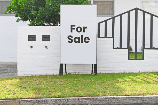 istock House for sale sign 1986822068