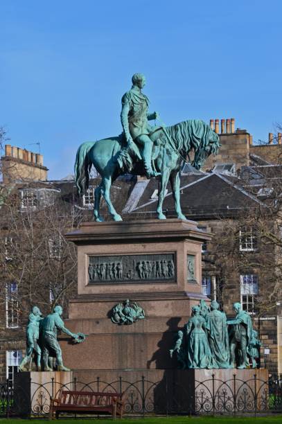 istock Landmarks of Edinburgh 1987218771