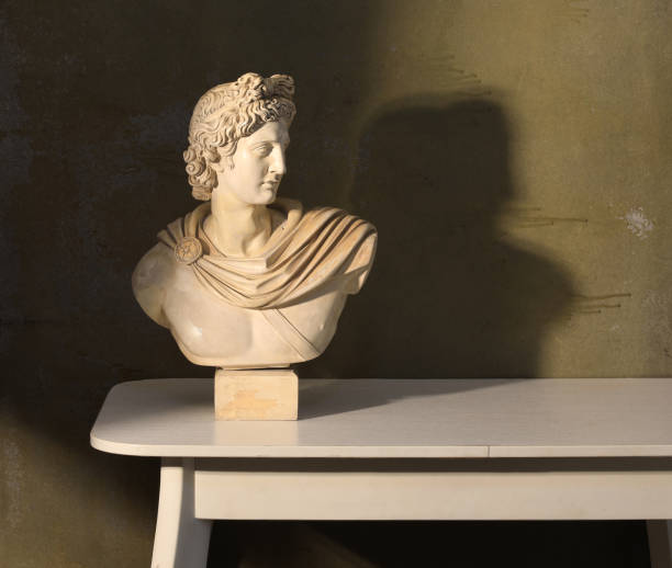 istock statue of Apollo on the table 1987977950