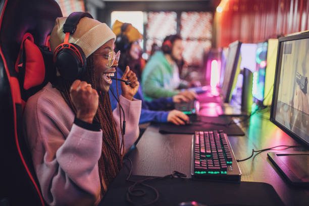 istock Friends in gaming club 1988563598