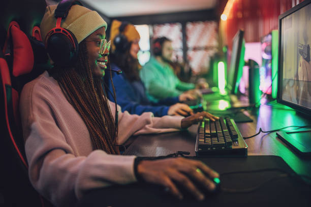 istock People in gaming club 1988565841