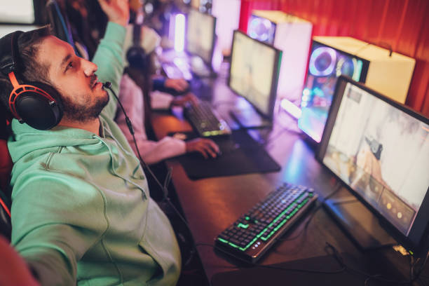 istock Gamers on esports competition 1988706879