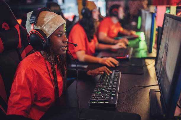 istock Gamers on esports competition 1988743183