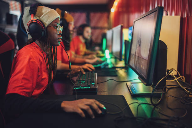 istock Gamers on esports competition 1988745785