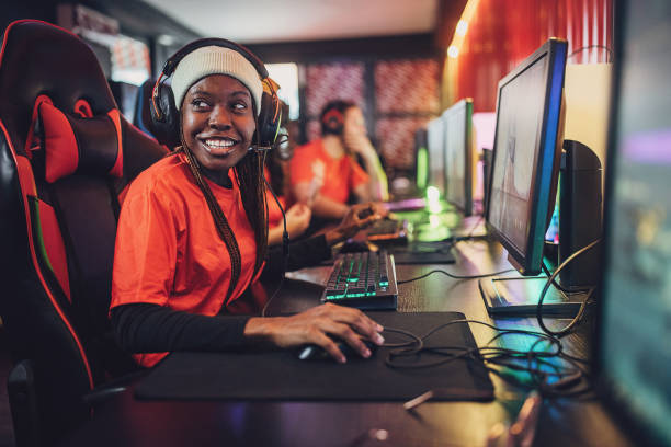 istock Gamers on esports competition 1988747349