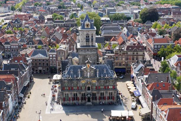 istock City Hall view from Nieuwe Kerk 1989120276