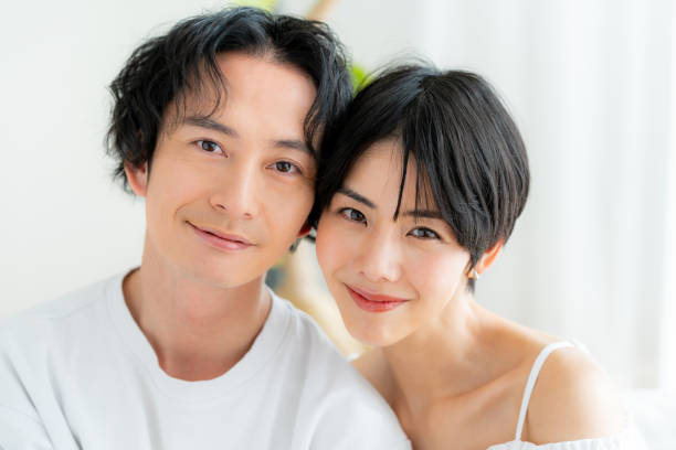 istock Beauty image of young couple, close up of faces 1989135607