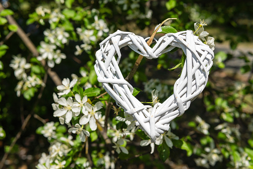 Handcrafted wicker heart with a Happy Mothers Day wish.