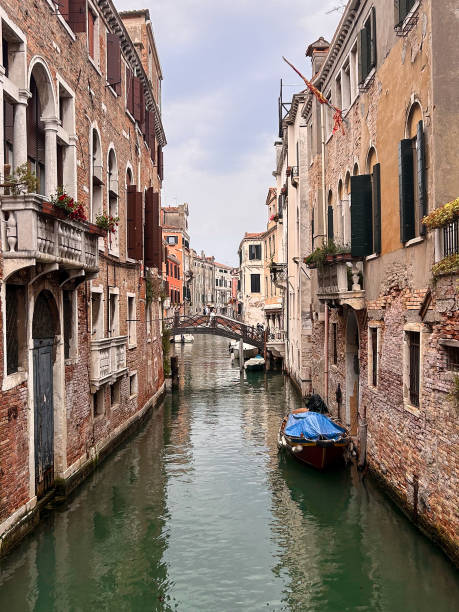 istock Venetian Waterway: Rio di San Giovanni la Terano 1989583271