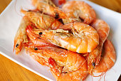 Streamed shrimps