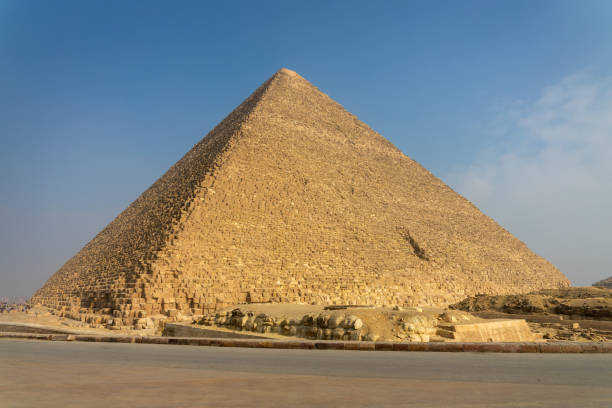 Great pyramid of Cheops (or Kheops or Khufu), Giza near Cairo, Egypt Great pyramid of Cheops (or Kheops or Khufu), Giza near Cairo, Egypt pyramid giza pyramids close up egypt stock pictures, royalty-free photos & images