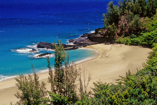 PoÊ»ipÅ« Beach Park is located in the community of PoÊ»ipÅ« on the southern coast of KauaÊ»i island in Hawaii