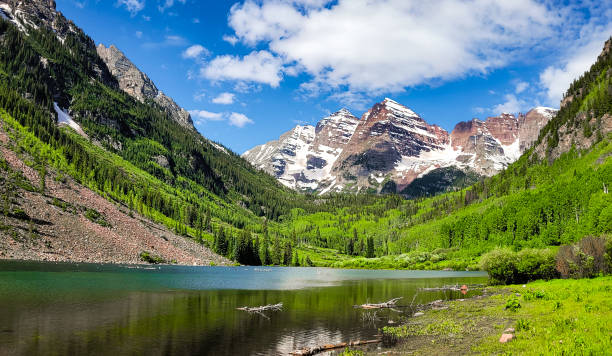 istock The Bells over Maroon Lake 1991101730