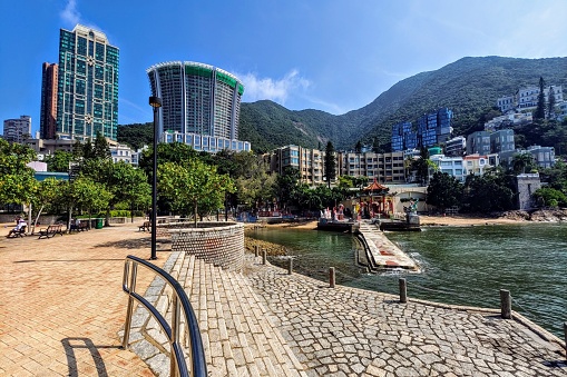 The Pulse is a six-storey, 167,000-square-foot (15,500 m2) shopping centre located on Beach Road at Repulse Bay Beach in Repulse Bay, Hong Kong.