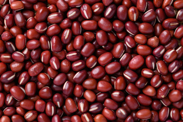 istock Red mung bean or Azuki bean texture background 1994071758