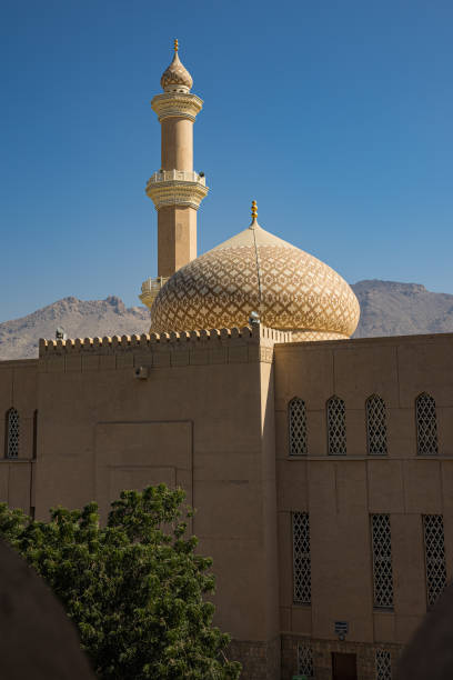 istock Mosquee at Nizwa Fort 1994362329