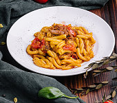 italian pasta with beef and tomatoes
