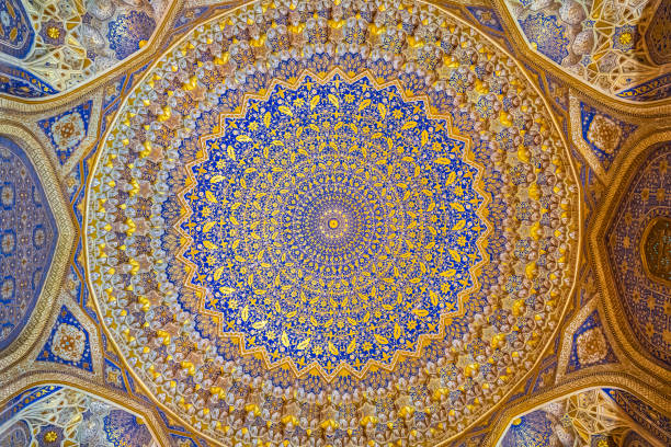 istock Registan Square, Tamerlane, Samarkand, Uzbekistan 1994895755