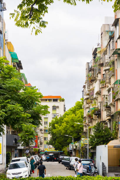 台湾・台北市の住宅 - window office building taipei built structure ストックフォトと画像