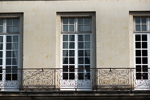 Ornate building exterior in Paris.