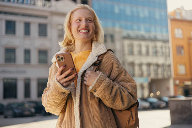 istock City girl 1995787102