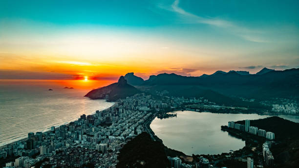 istock Sunset in Ipanema in Rio de Janeiro 1996526407