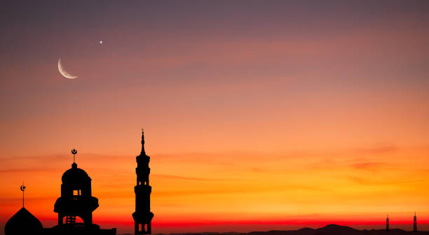 istock Musque Dome Night Sky Moon Sunset Background Mubaruk Greeting Islam Ramadan Element Masjid Aqsa Hajj Kaaba Umrah Eid Arabian Religion Islamic Muhammad Arab Muslim Greeting Namaz Isra Miraj Quran Umrah 1997026872