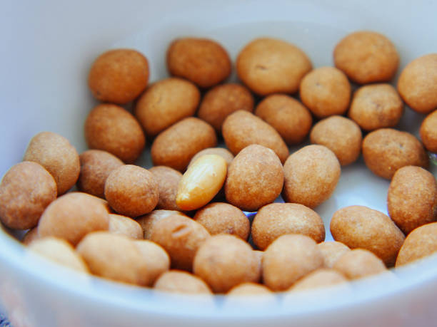 thai sweet peanut snack