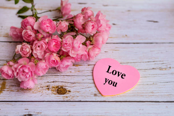 istock I love you Card with pink roses 1998045458