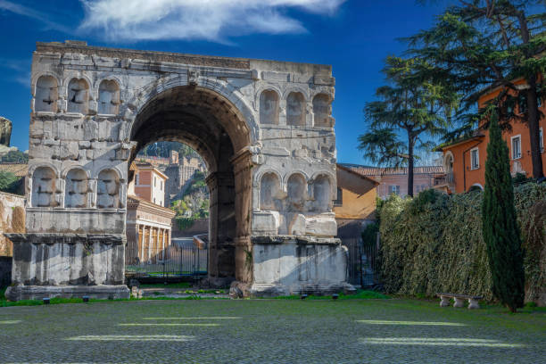 istock Arco di Giano a Roma 1998305841