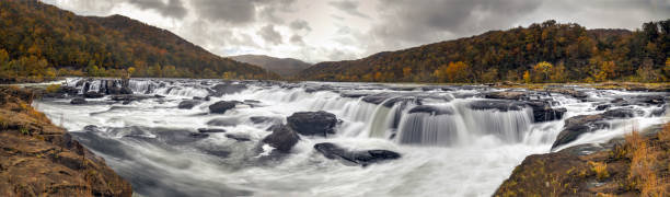 sandstone falls, virginie-occidentale - rapid appalachian mountains autumn water photos et images de collection