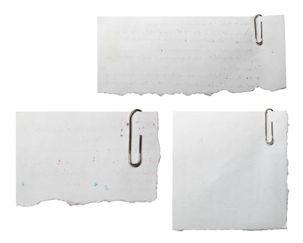 carta per appunti riutilizzata con graffette - bulletin board note pad lined paper paper foto e immagini stock