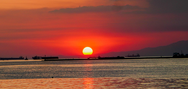 Manila Bay Sunset — One of the Best Sunset in the 
The best time to enjoy Manila Bay’s Sunset. It was awesome to see the golden sun in its full glory while descending down the Manila Bay horizon.