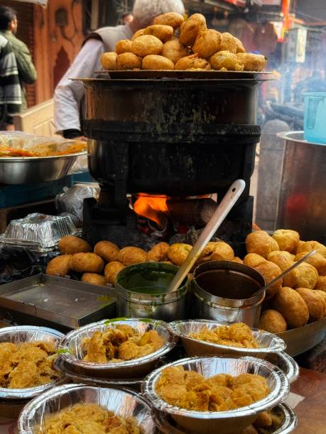 istock Kachori served in paper bowl 2001726574