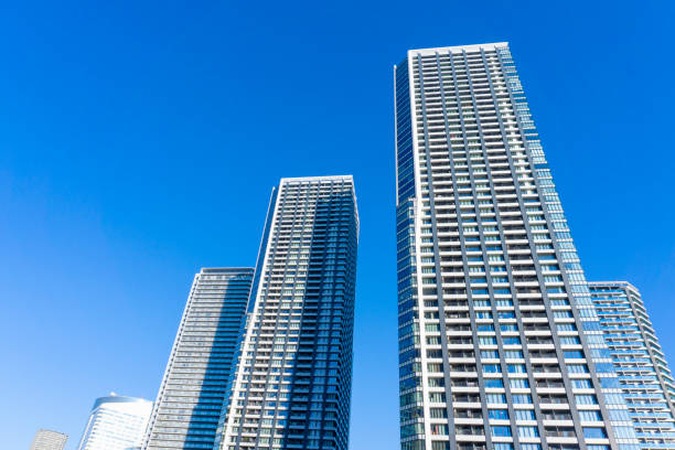 istock Exterior of high-rise condominium and refreshing blue sky scenery 2001830894