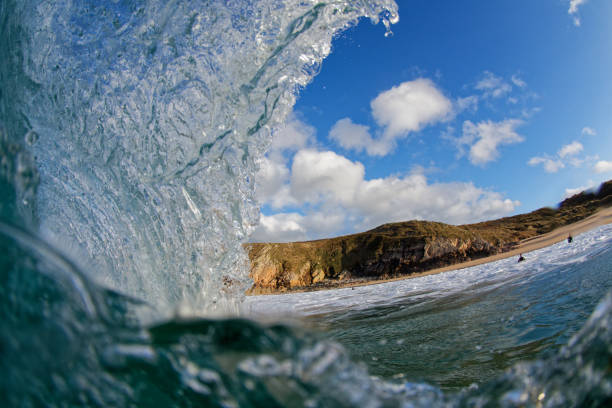istock tubular wave towards Cape Frehel 2002627032