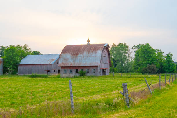 istock Old weathered barn- with fence- Howard County, Indiana 2002646501