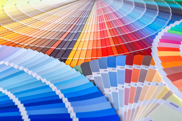 istock Color wheel for choosing paint tone 2003235007