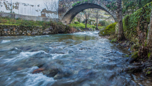 istock Jewish Quarter bridge, Ambroz Valley, Spain 2003689761